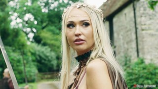 Filles sexy dans le porno - Big Ass, Bigger Pleasure: Evermore sur HOT-GIRLS-PORN.COM