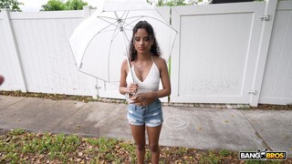 포르노의 섹시한 여자 - HOT-GIRLS-PORN.COM의 Isabella Sucks and Swallows
