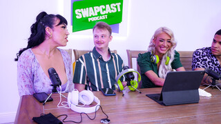 Sexy girls in porn - Taboo Stepmom Swapcast - Deepthroat & Cum Swallow on HOT-GIRLS-PORN.COM