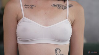 สาวเซ็กซี่ในหนังโป๊ - First Time Double Anal for Karolina Geiman with 3 Guys บน HOT-GIRLS-PORN.COM