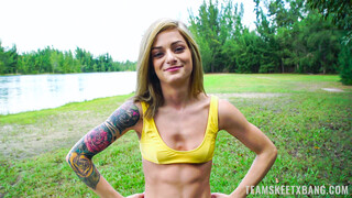 Sexy girls in porn - Sean Lawless and Roxy Ryder Disc Golf Fun on HOT-GIRLS-PORN.COM