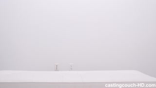 Ragazze sexy nel porno - Doggystyle with Willow su HOT-GIRLS-PORN.COM