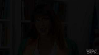Bellezze sexy nel porno - Interracial Blowjob in Classroom HOT-GIRLS-PORN.COM