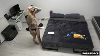 สาวเซ็กซี่ในหนังโป๊ - Teen Blonde Gets Hit With Inflation - Hardcore Action บน HOT-GIRLS-PORN.COM