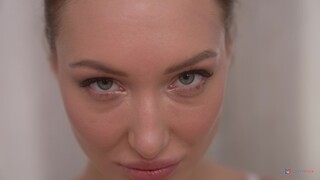 Fete sexy în porn - The Anal Destruction of Nika Charming pe HOT-GIRLS-PORN.COM