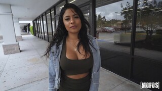 Sexy girls in porn - Brunette Beauty, Sugar Baby Style on HOT-GIRLS-PORN.COM