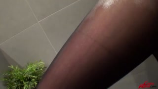 Sexy dívky v pornu - Shower Time Fun - Kirsten Plant Pissing & Playing with Toys na HOT-GIRLS-PORN.COM