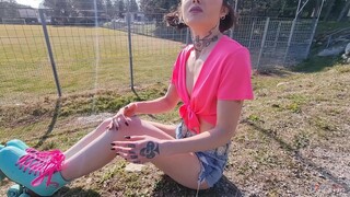 色情中的性感女孩 - HOT-GIRLS-PORN.COM 上的 Beautiful Teen Girl's DP DPP Debut