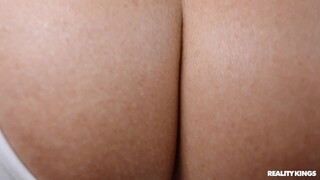 Ragazze sexy nel porno - Trimmed Pussy, Healing Hands su HOT-GIRLS-PORN.COM