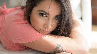 Sexy girls in porn - Karlee Grey and Manuel Ferrara in a Fetish Fucking Session on HOT-GIRLS-PORN.COM
