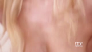 Gadis seksi dalam porn - Kiara Lord Wild Doggy Style Fuck With Huge Finish di HOT-GIRLS-PORN.COM